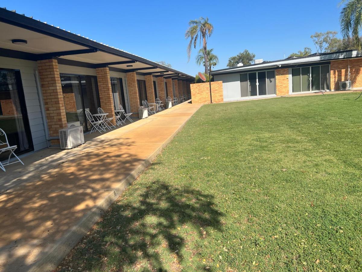 Jumbuck Motor Inn - Pool - Pet Friendly Section - King Beds Longreach Esterno foto